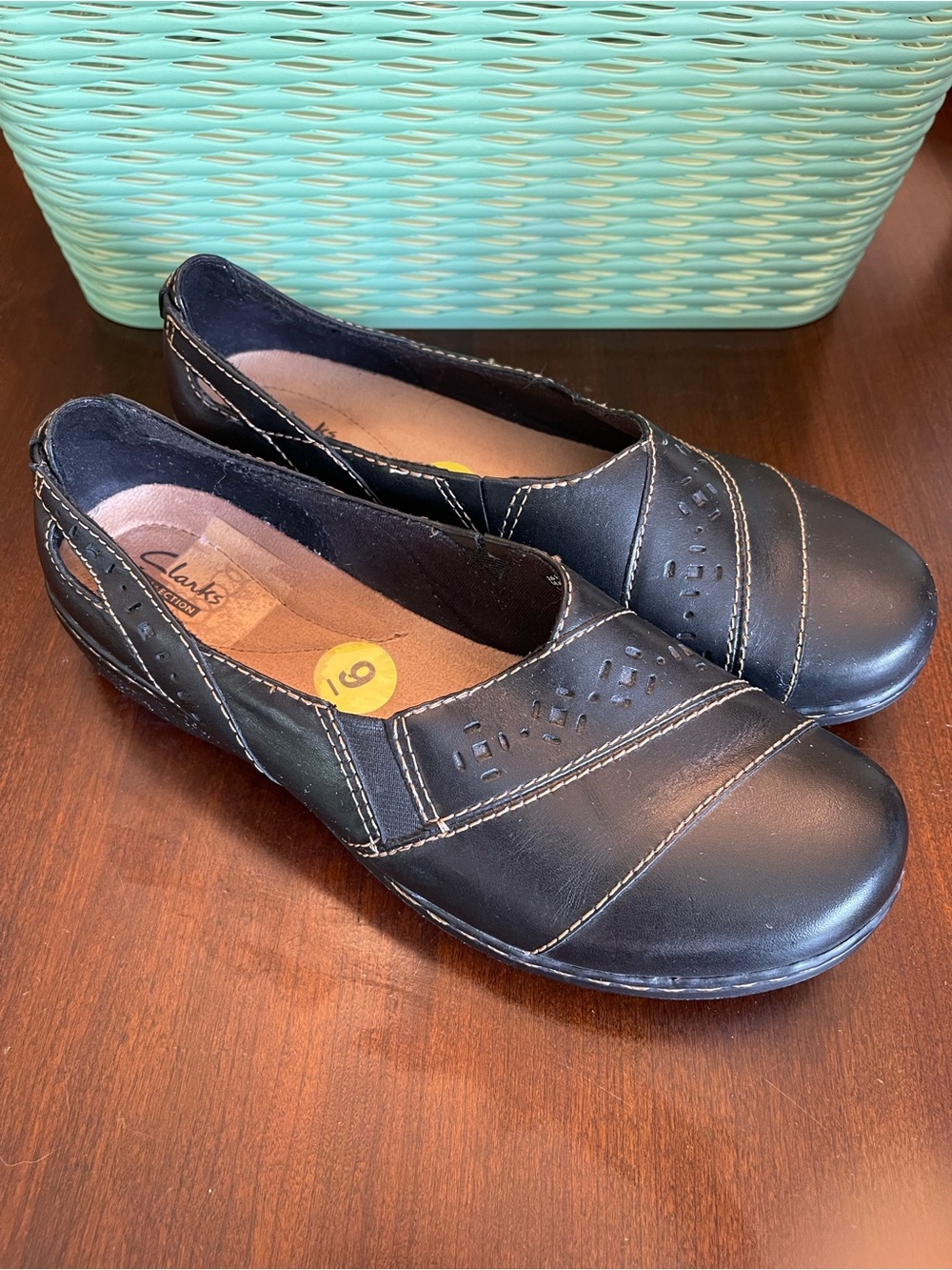 Clarks Evianna Fig4 Black Leather Slip-On Loafers   SZ 9